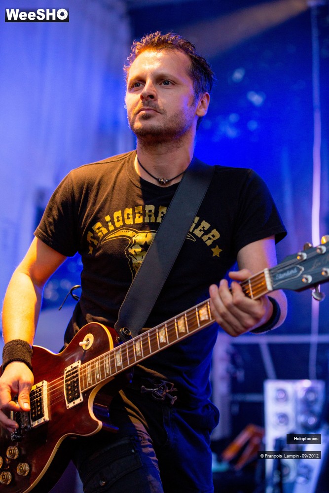 19/27 photos du spectacle Holophonics