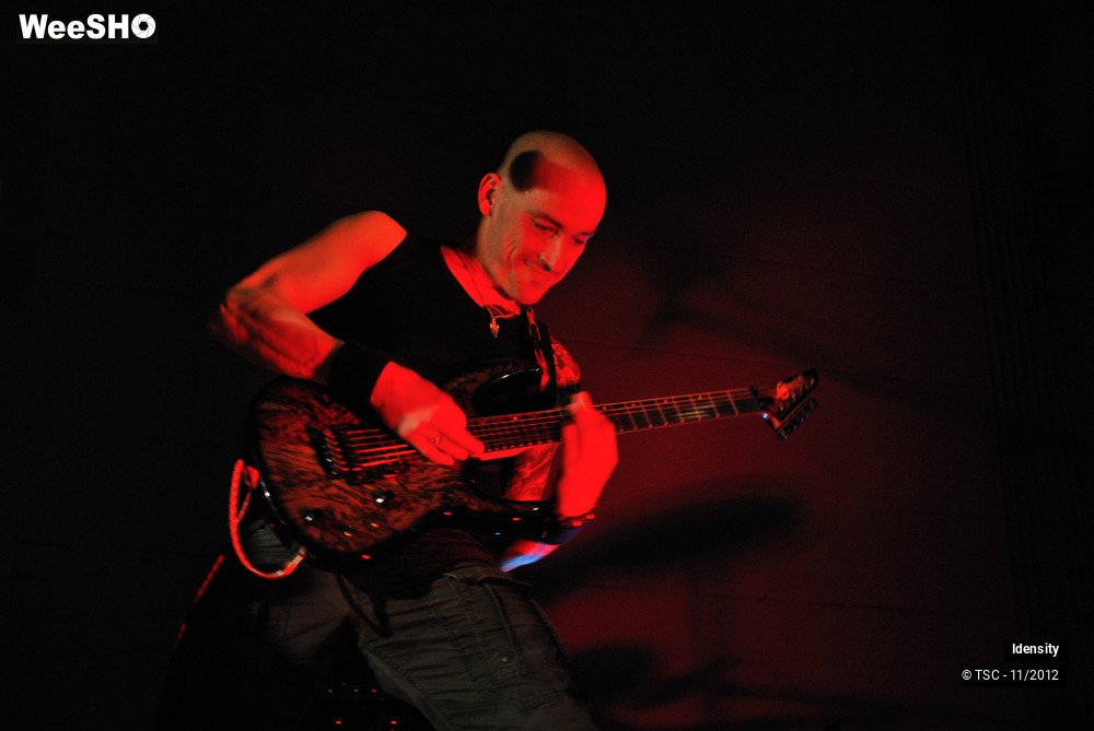 19/27 photos du spectacle Idensity