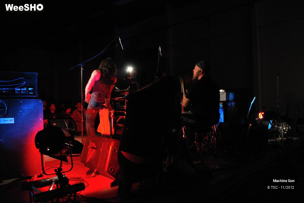 8/28 photos du spectacle Machine gun