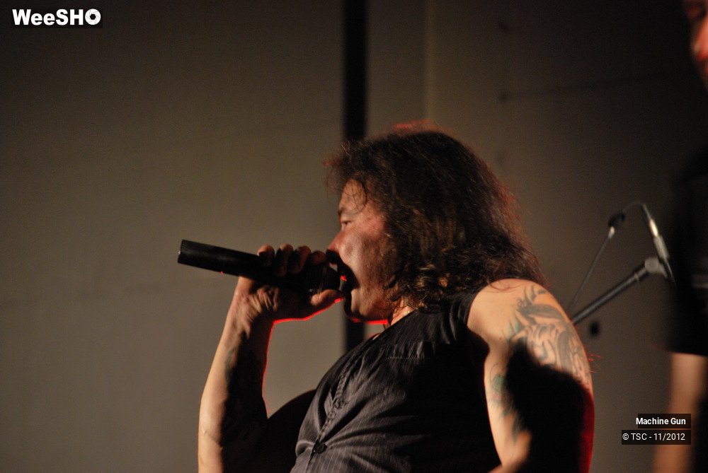 11/28 photos du spectacle Machine gun