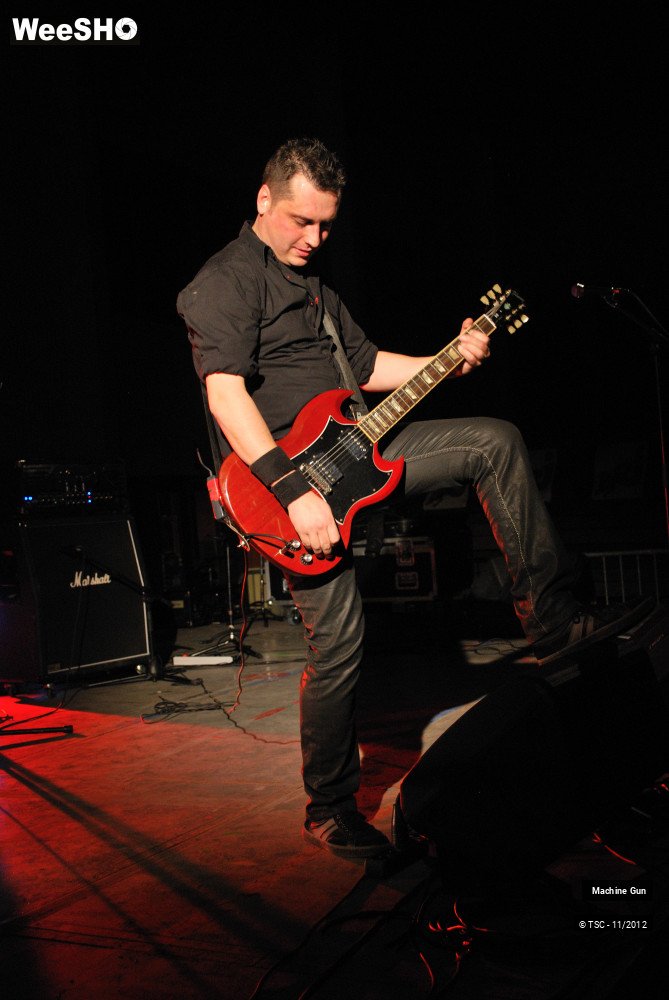 19/28 photos du spectacle Machine gun