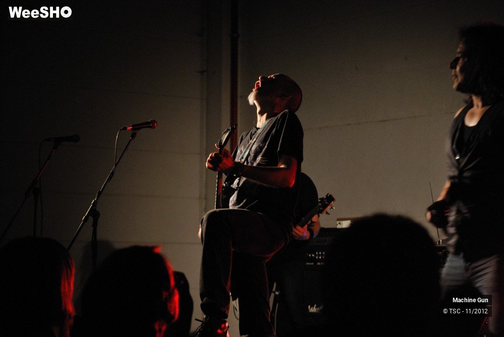 28/28 photos du spectacle Machine gun