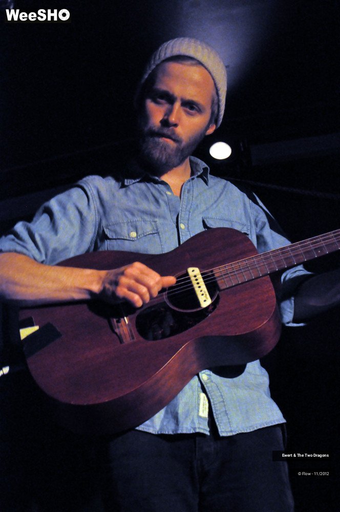 19/28 photos du spectacle Ewert & The Two Dragons