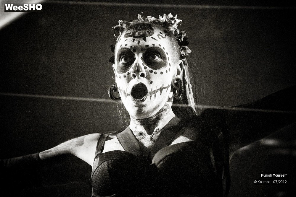 6/14 photos du spectacle Punish Yourself