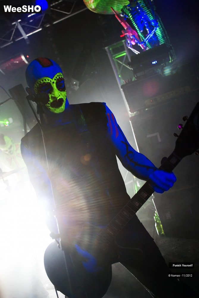 26/42 photos du spectacle Punish Yourself