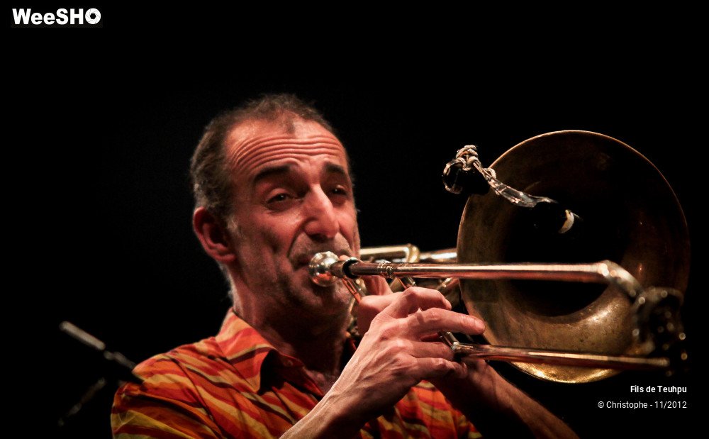 8/37 photos du spectacle Les fils de Teuhpu
