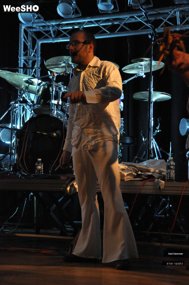 18/23 photos du spectacle Cool Cavemen  