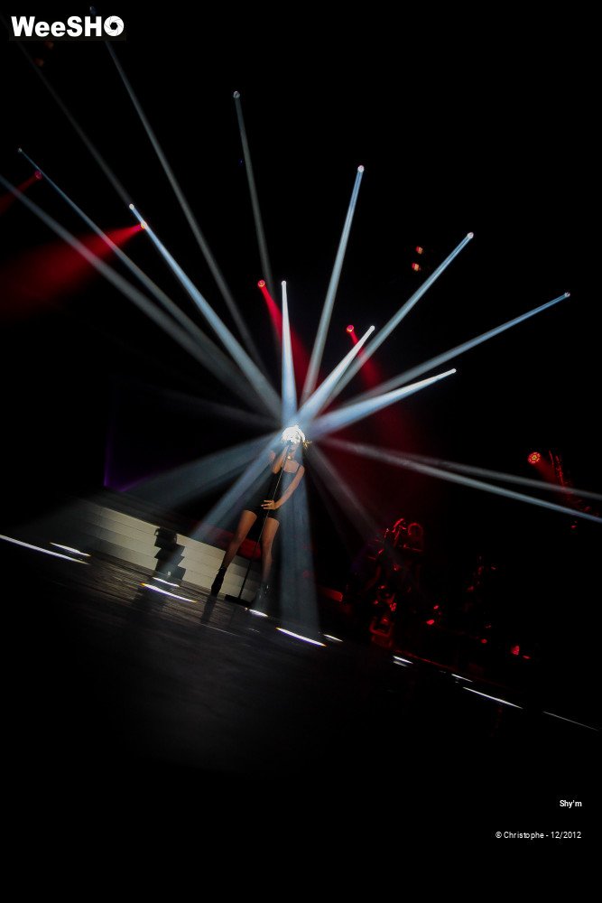 48/51 photos du spectacle Shy'm