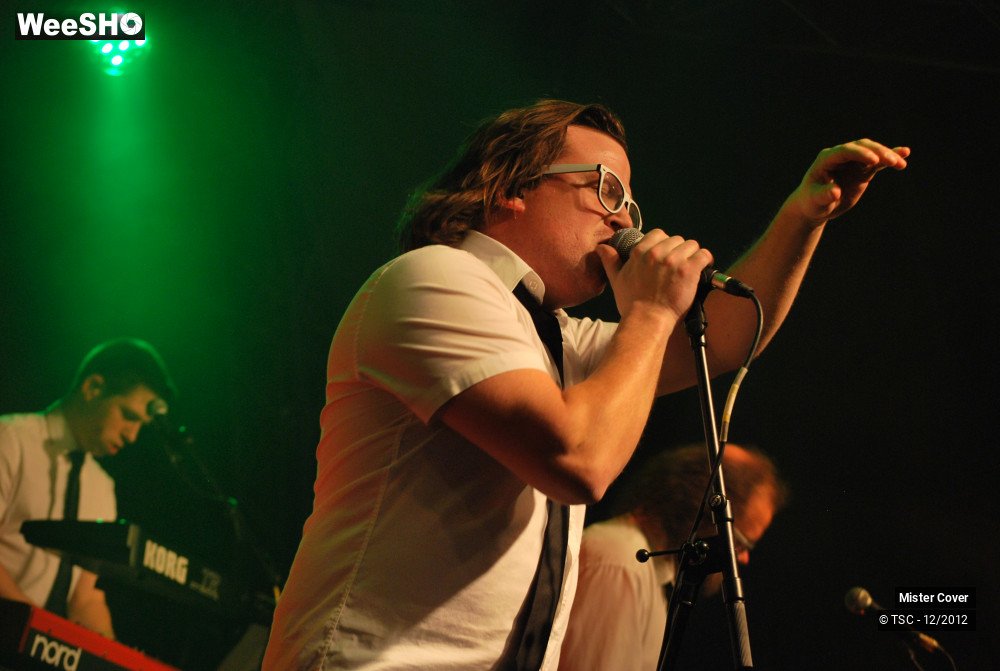 19/24 photos du spectacle Mister Cover