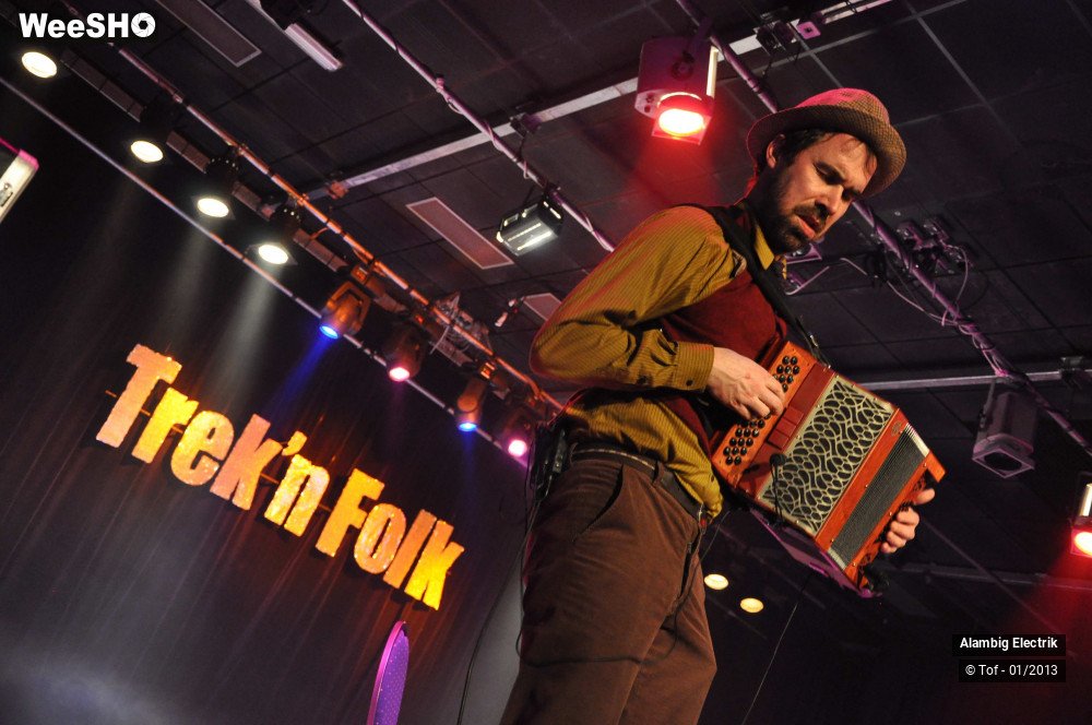 1/24 photos du spectacle Alambig Electrik