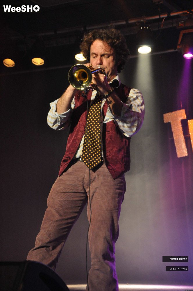 14/24 photos du spectacle Alambig Electrik