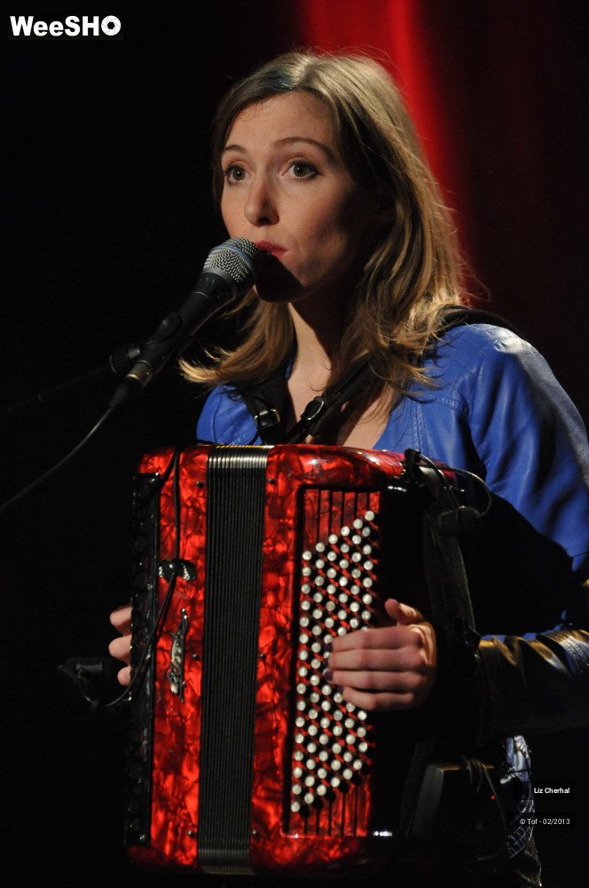 45/50 photos du spectacle Liz Cherhal