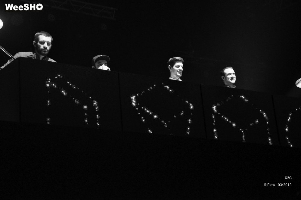 19/32 photos du spectacle C2C N&B