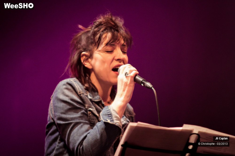 16/44 photos du spectacle Jil Caplan