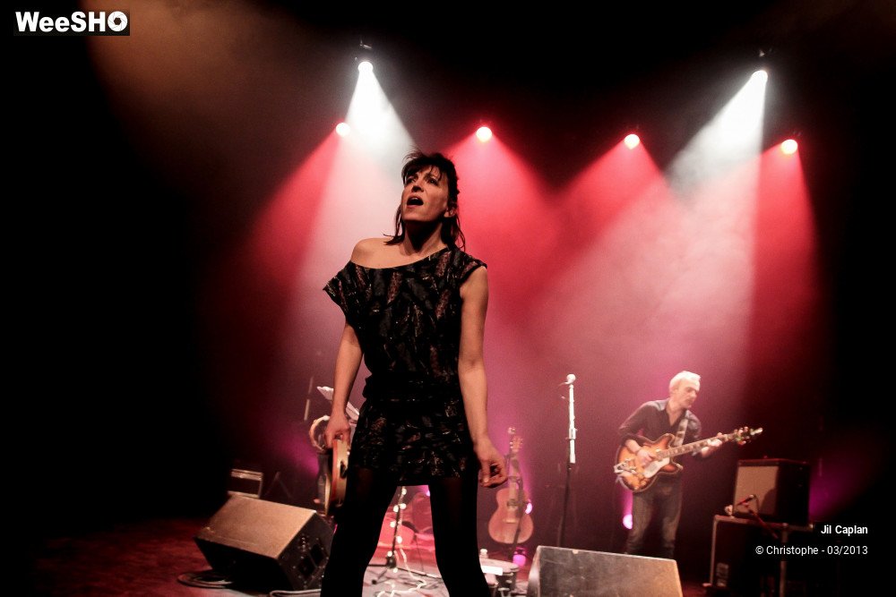 17/44 photos du spectacle Jil Caplan