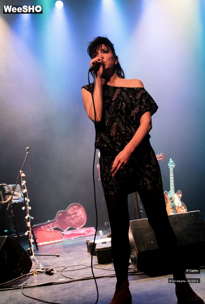 25/44 photos du spectacle Jil Caplan