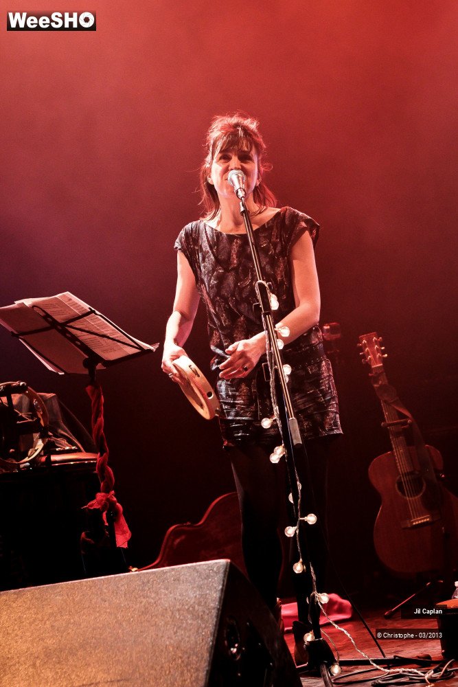 31/44 photos du spectacle Jil Caplan