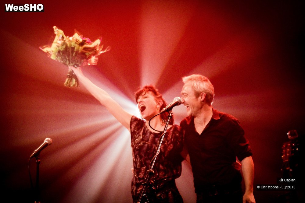 44/44 photos du spectacle Jil Caplan