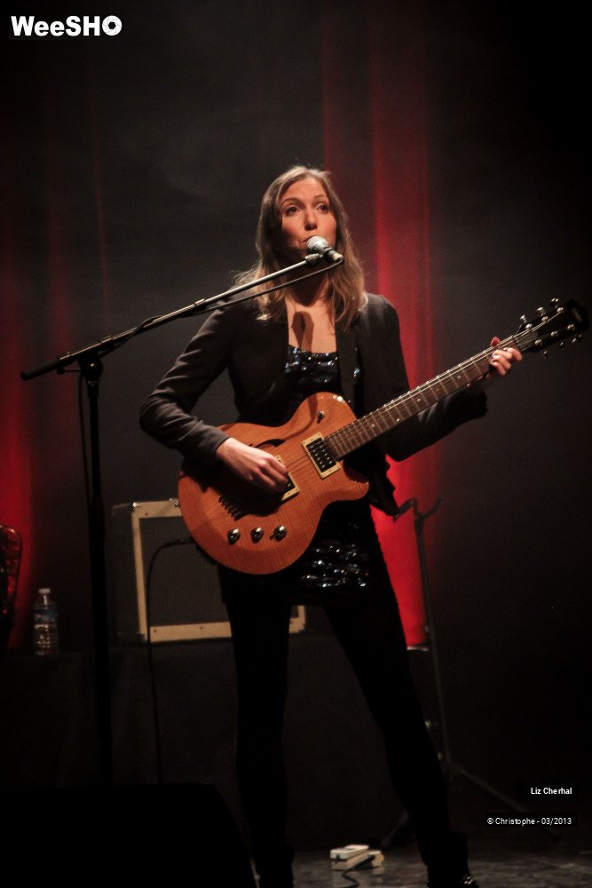 20/41 photos du spectacle Liz Cherhal