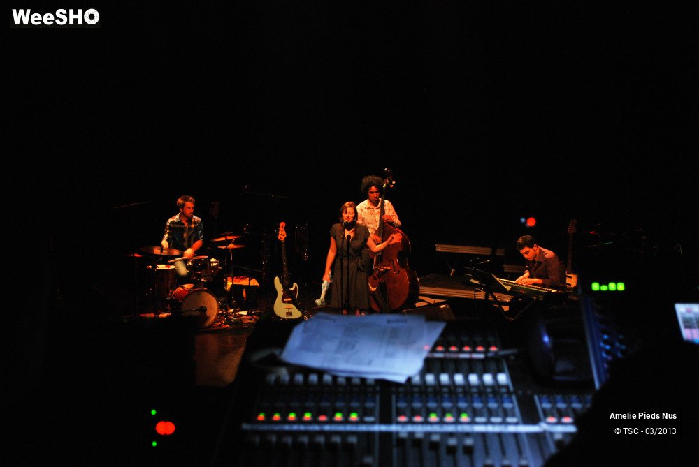 5/12 photos du spectacle Amelie pieds nus