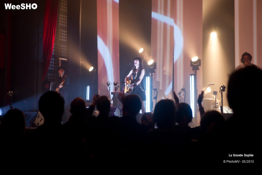 20/32 photos du spectacle La Grande Sophie
