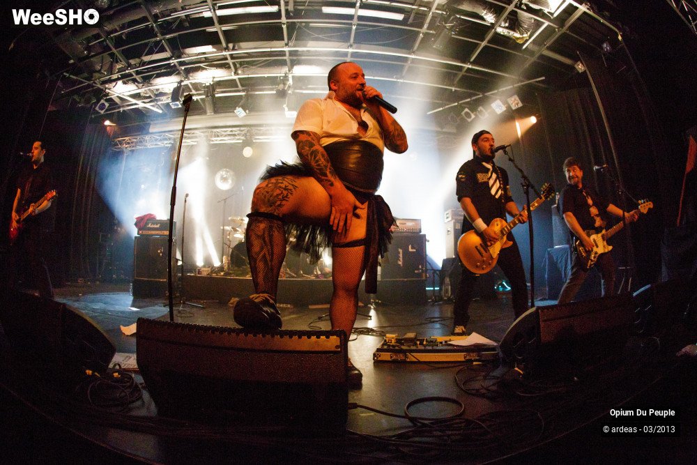 8/45 photos du spectacle Opium du peuple