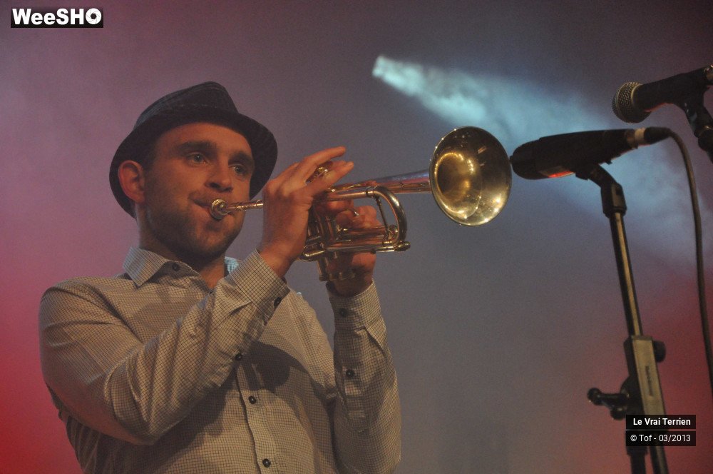 7/37 photos du spectacle Le Vrai Terrien