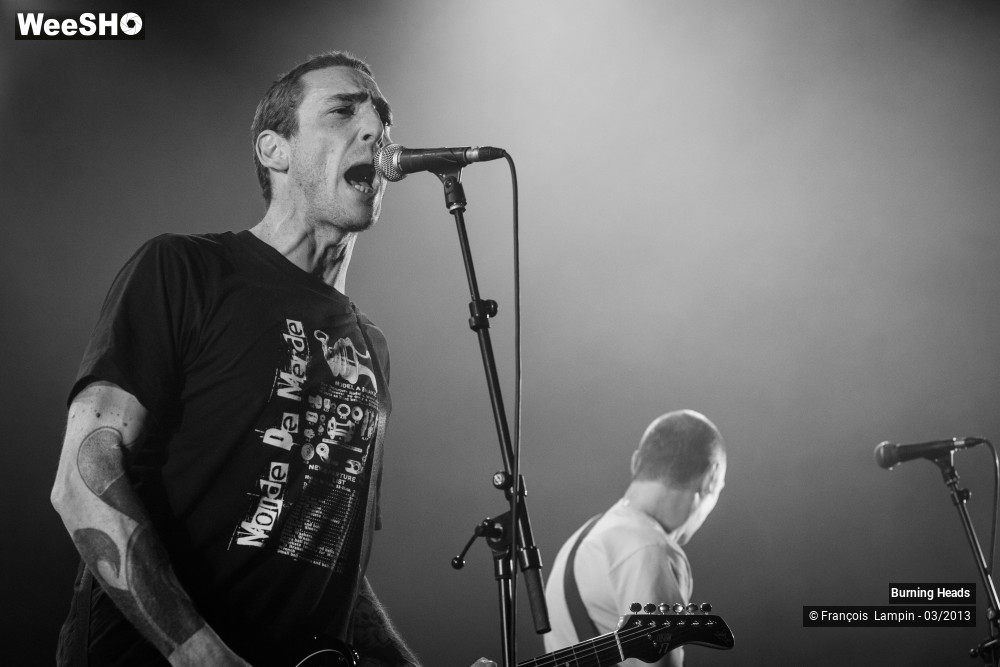 23/39 photos du spectacle Burning Heads