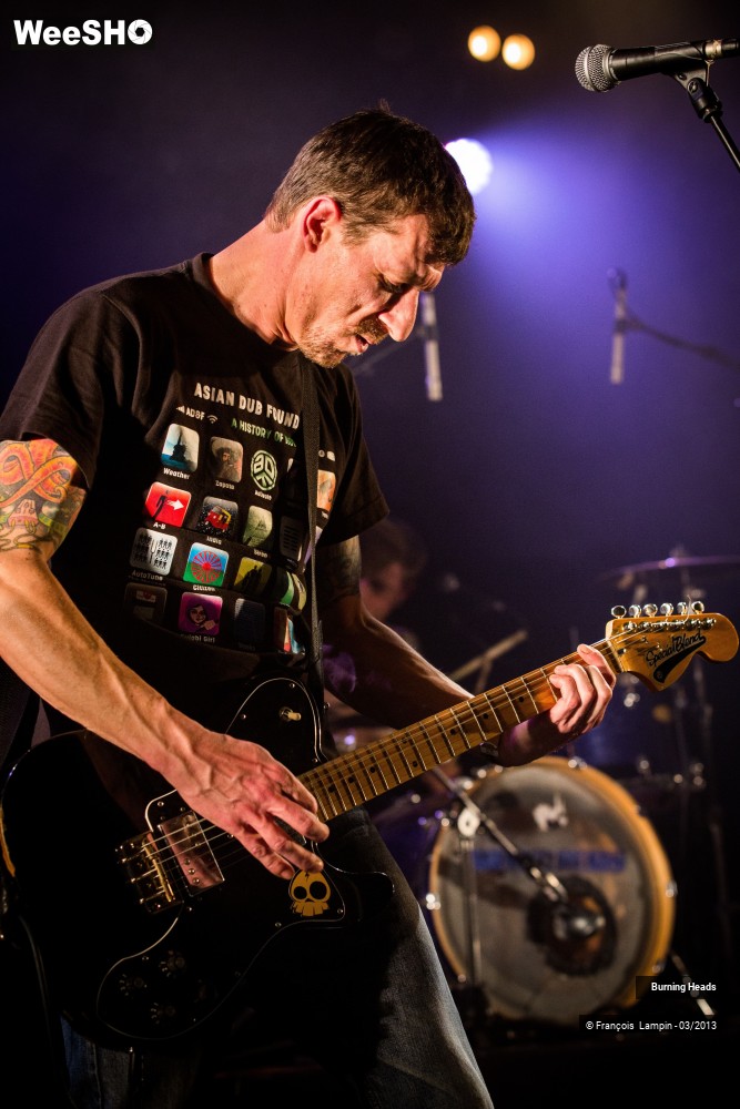 27/39 photos du spectacle Burning Heads
