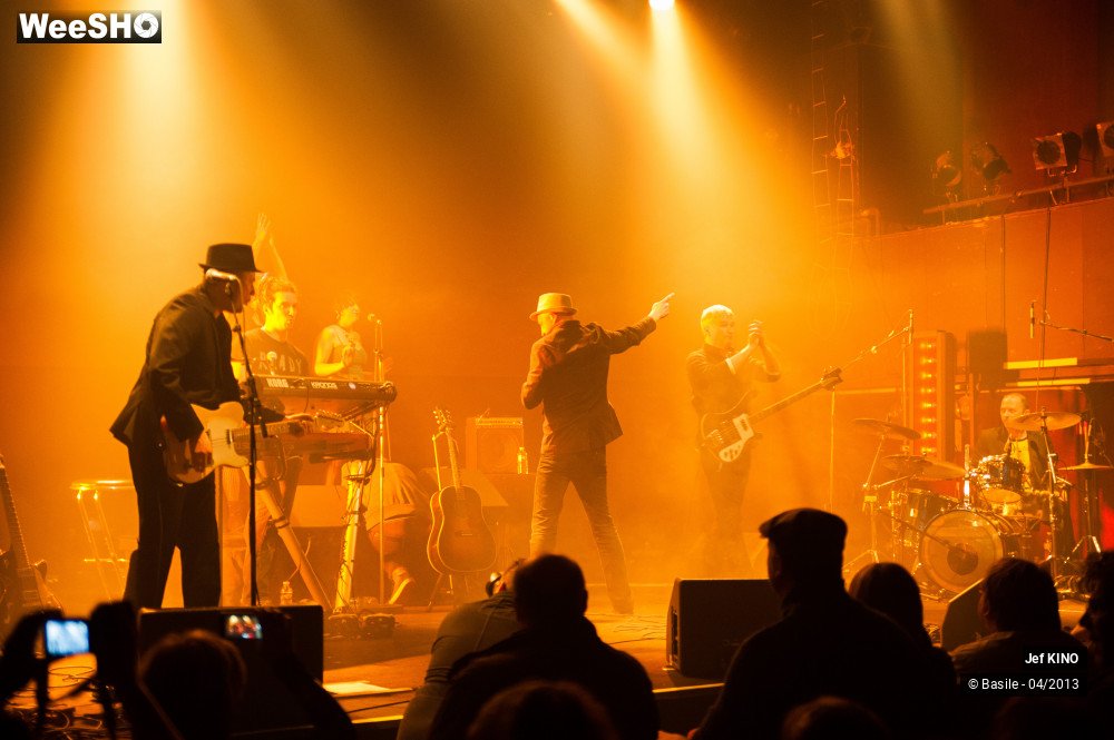 8/44 photos du spectacle Jef Kino