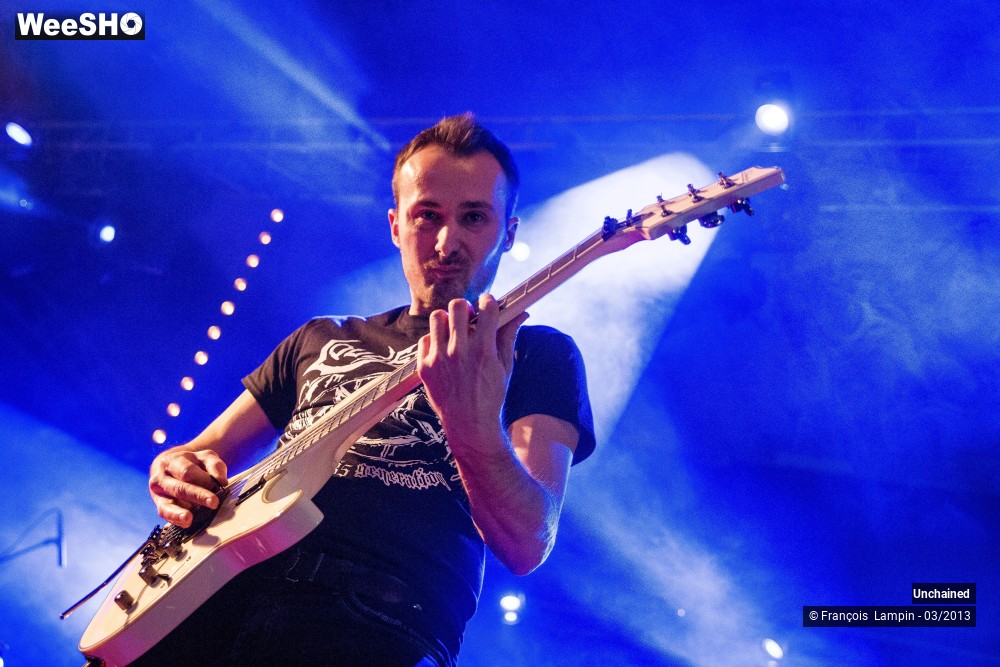 9/33 photos du spectacle Unchained