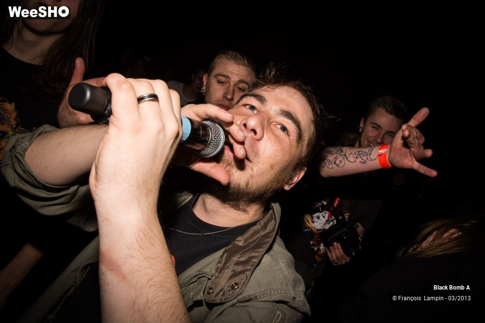 7/40 photos du spectacle Black Bomb A