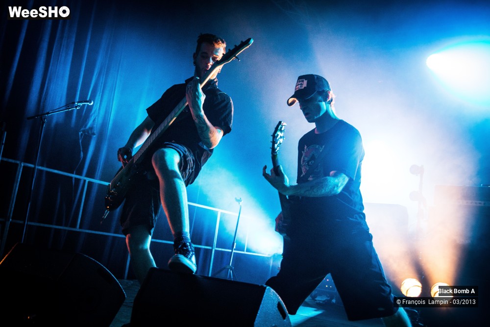 9/40 photos du spectacle Black Bomb A