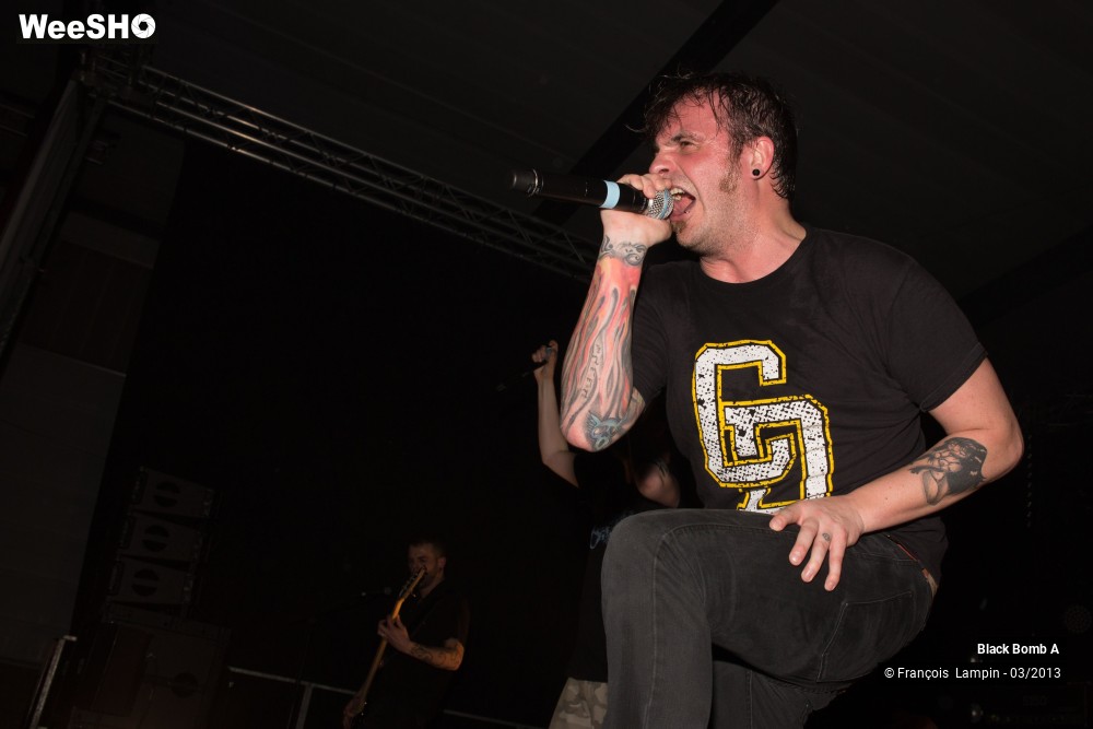14/40 photos du spectacle Black Bomb A