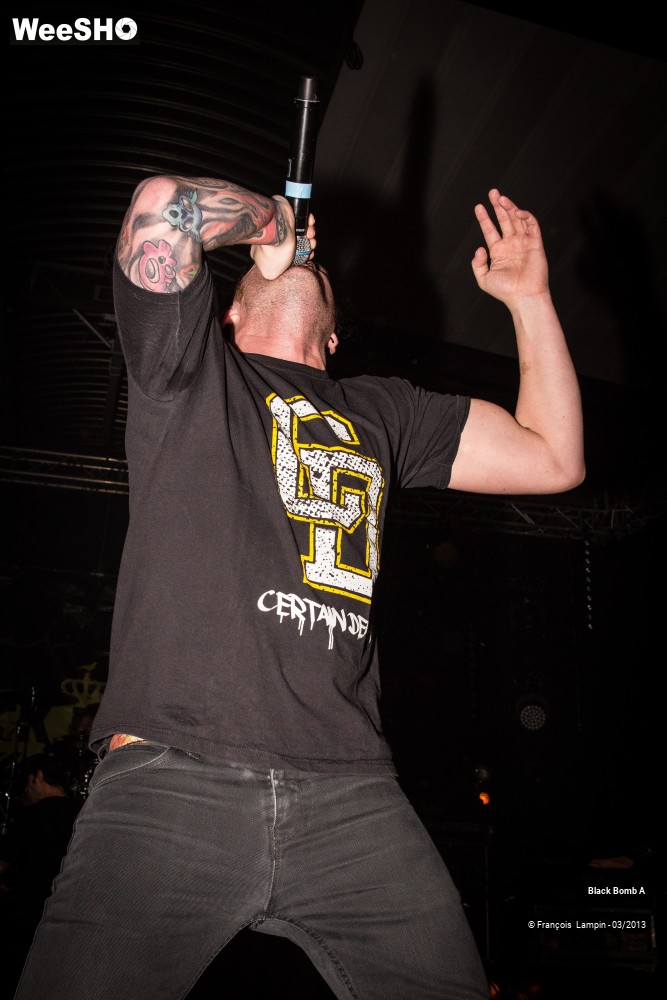 15/40 photos du spectacle Black Bomb A