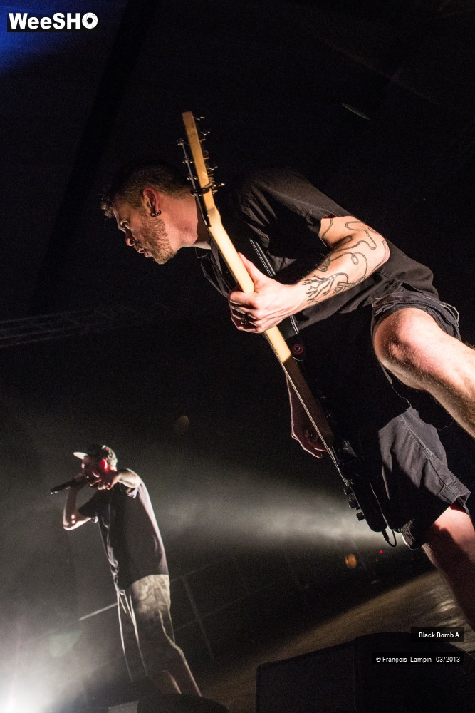38/40 photos du spectacle Black Bomb A