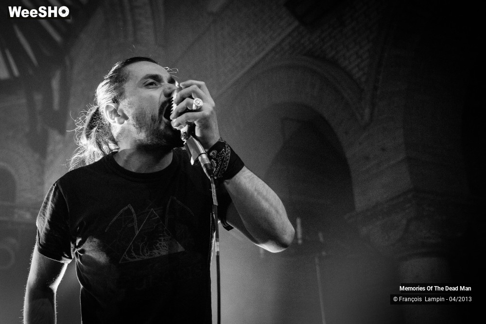 20/50 photos du spectacle Memories Of The Dead Man