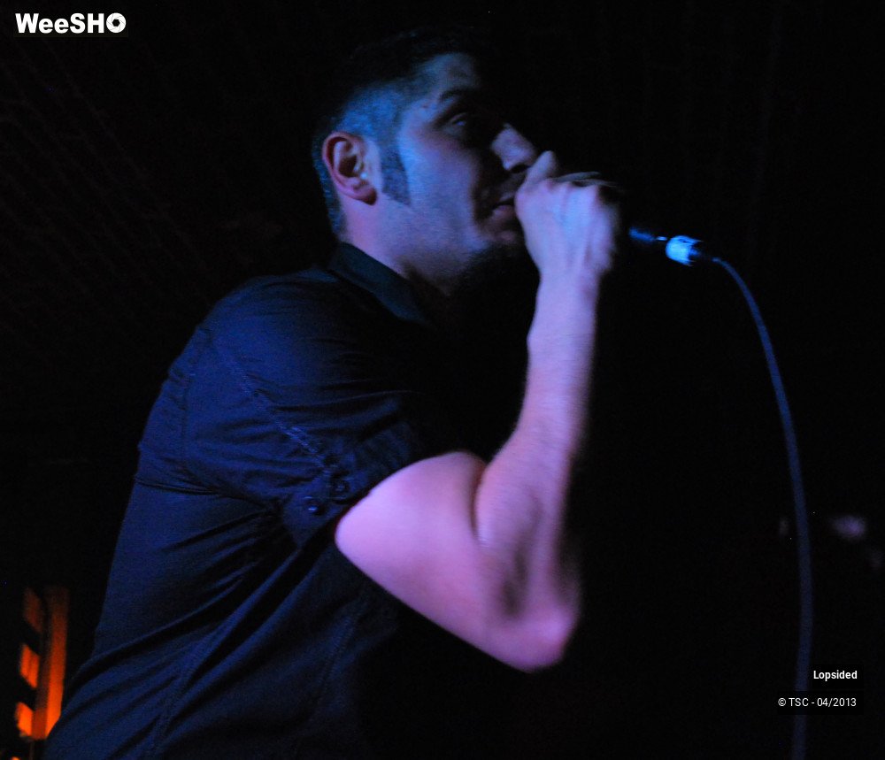 17/23 photos du spectacle Lopsided