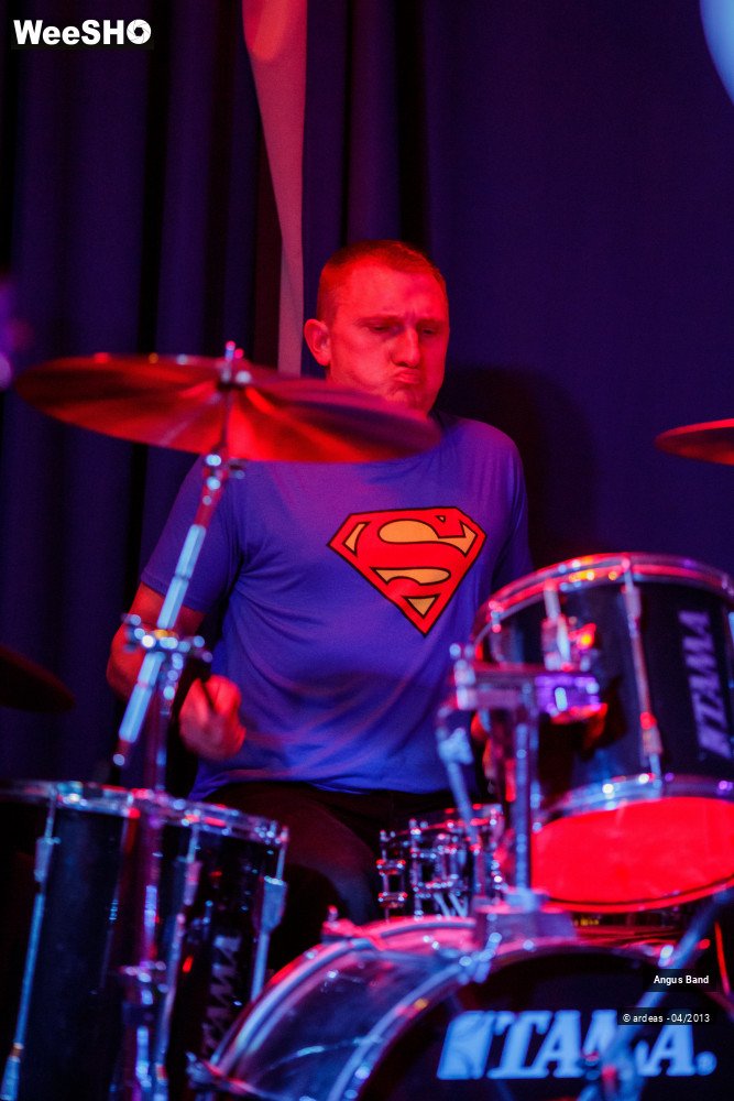 21/31 photos du spectacle Angus Band