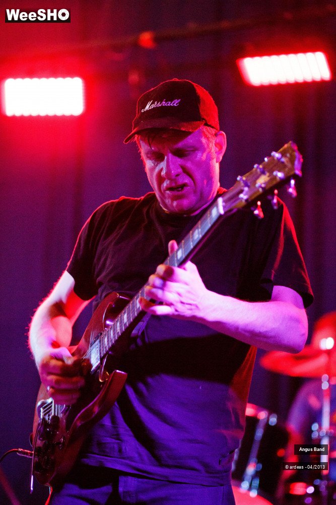 28/31 photos du spectacle Angus Band