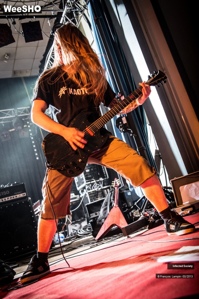14/28 photos du spectacle Infected Society