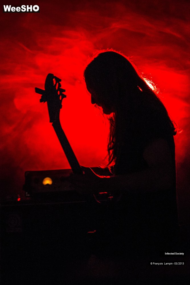 15/28 photos du spectacle Infected Society