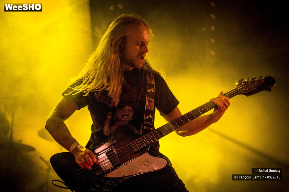 24/28 photos du spectacle Infected Society