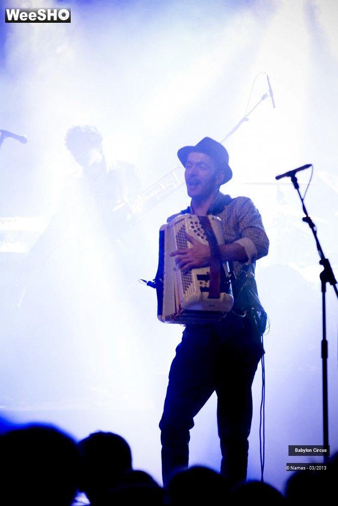 32/40 photos du spectacle Babylon Circus