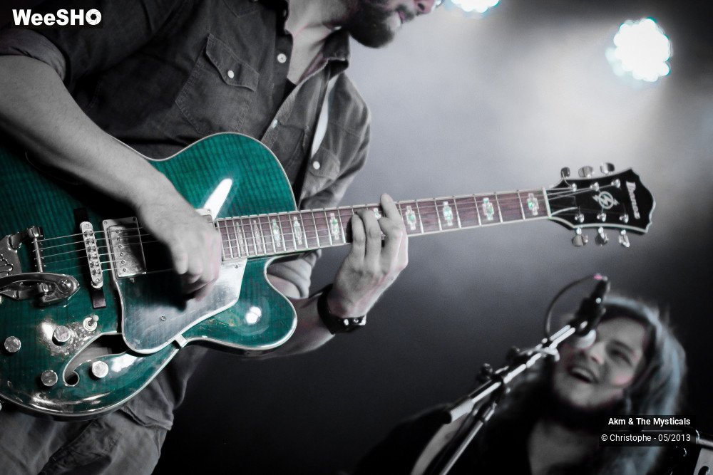5/40 photos du spectacle Akm & The Mysticals