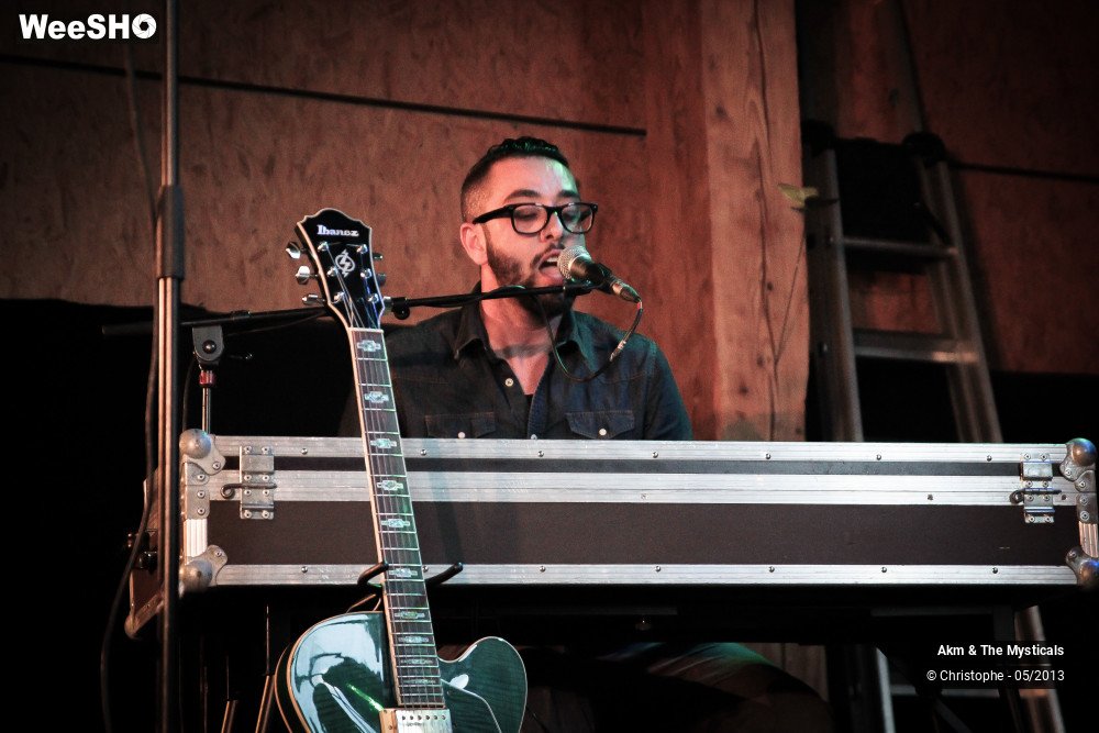 17/40 photos du spectacle Akm & The Mysticals
