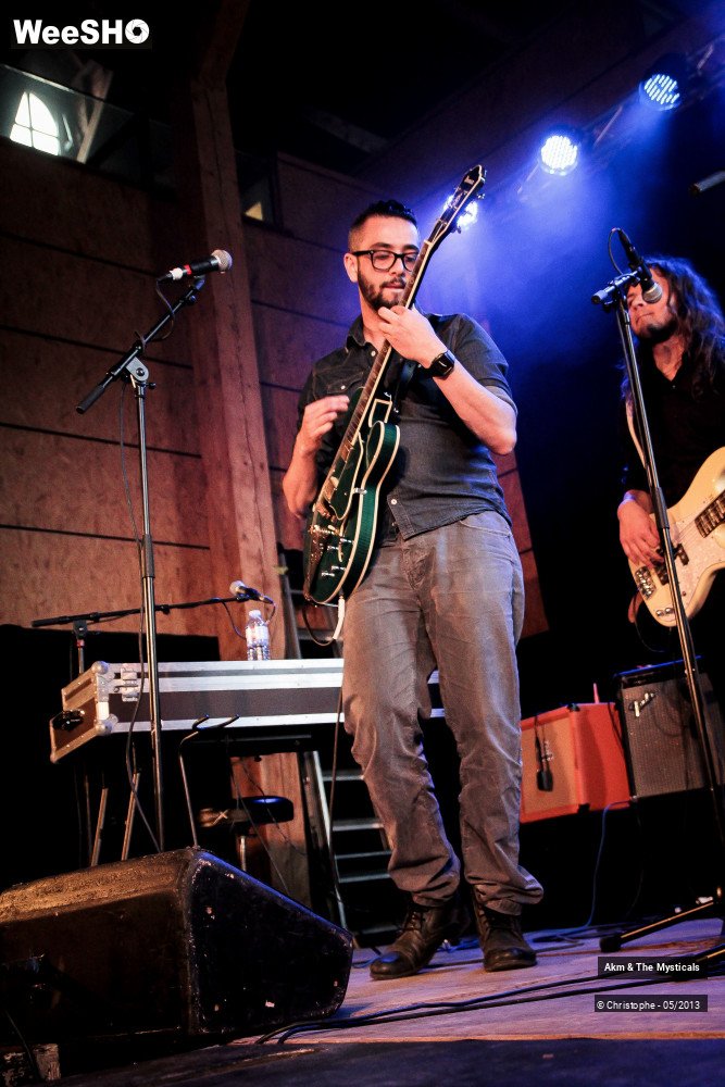25/40 photos du spectacle Akm & The Mysticals