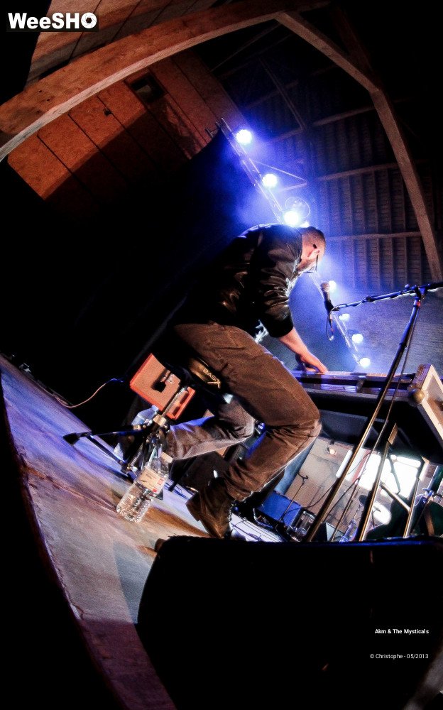 28/40 photos du spectacle Akm & The Mysticals
