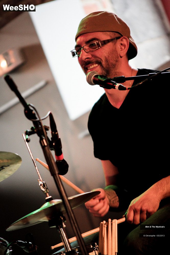 32/40 photos du spectacle Akm & The Mysticals