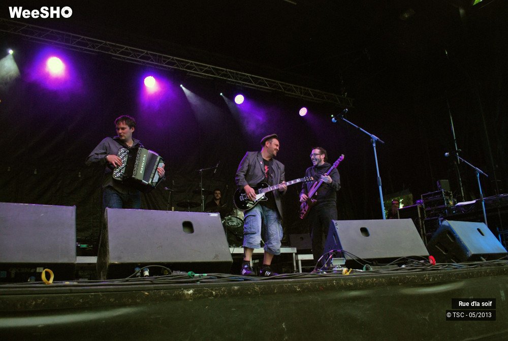 18/24 photos du spectacle Rue d'la soif